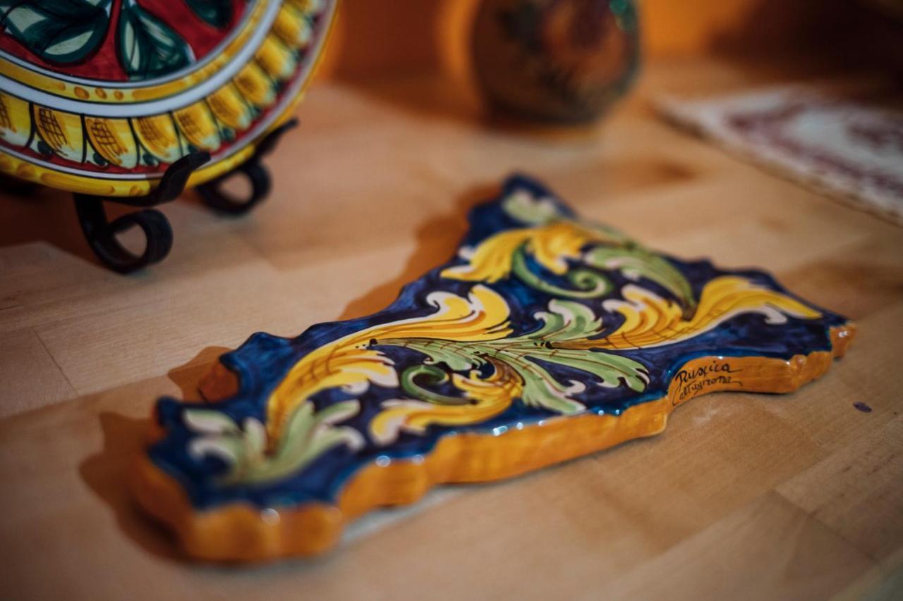 B&B Miroca ซานตาเลสโซ ซิกูโล ภายนอก รูปภาพ